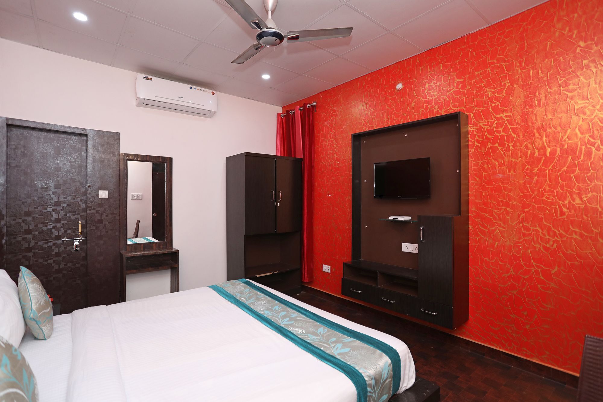Hotel Oyo 7218 Shivansh Residency