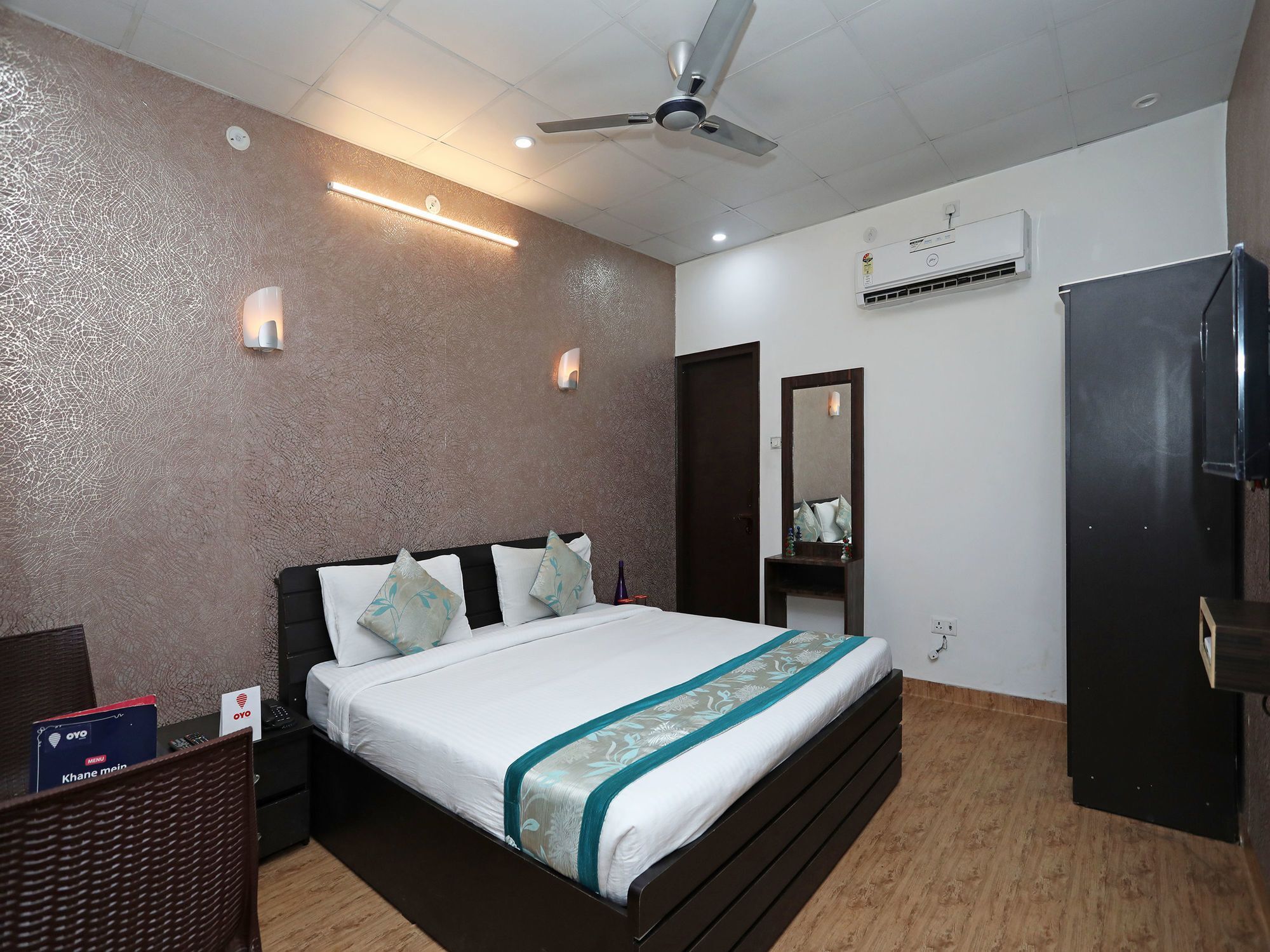 Hotel Oyo 7218 Shivansh Residency